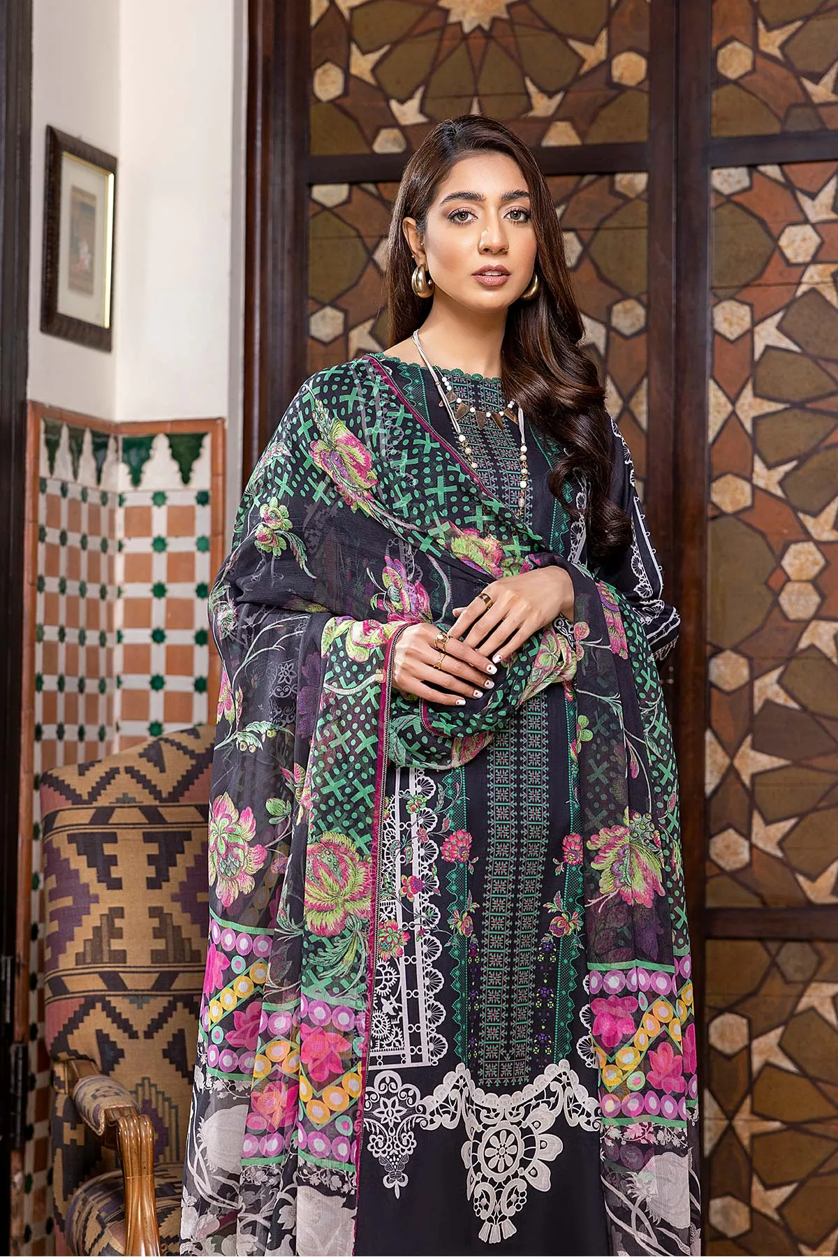 3-Pc Qaus C-Prints Printed Lawn Suit With Chiffon Dupatta QBW22-07-S