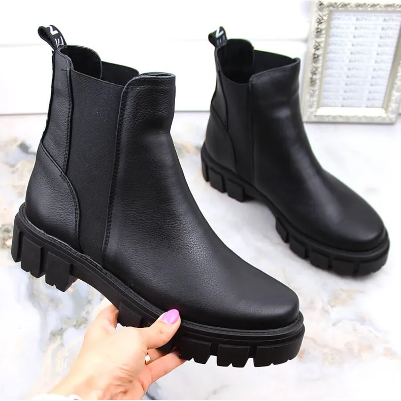 Black boots for women Chelsea boots Dolce Pietro