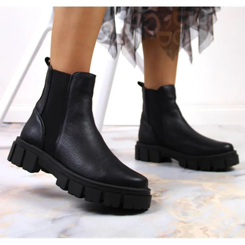 Black boots for women Chelsea boots Dolce Pietro