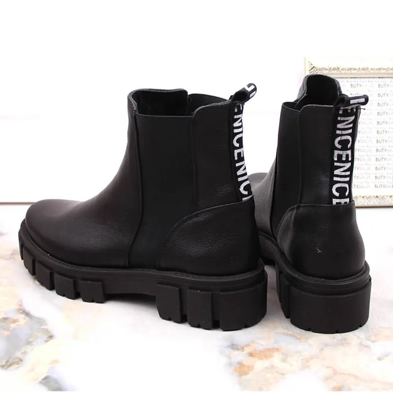 Black boots for women Chelsea boots Dolce Pietro