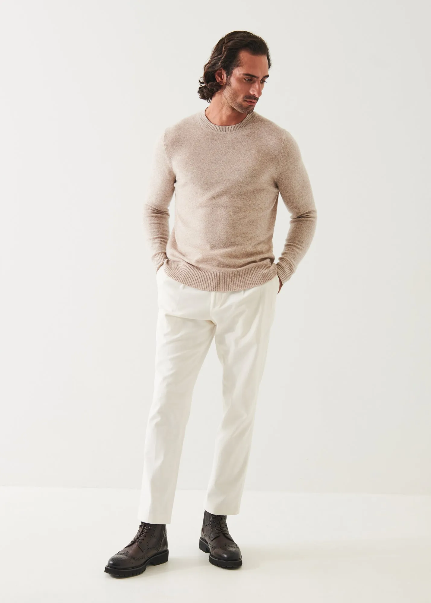 CASHMERE CREWNECK