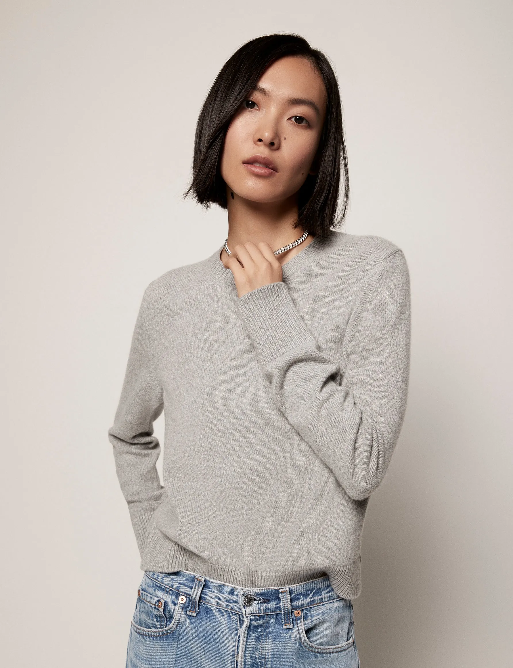 Classic Cashmere Crewneck