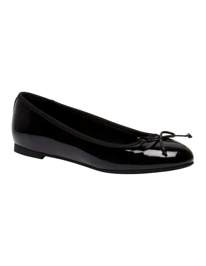 Dettey Ballet Flat in Black