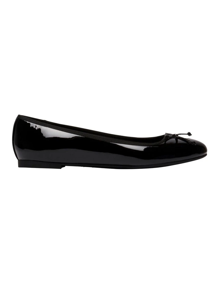 Dettey Ballet Flat in Black