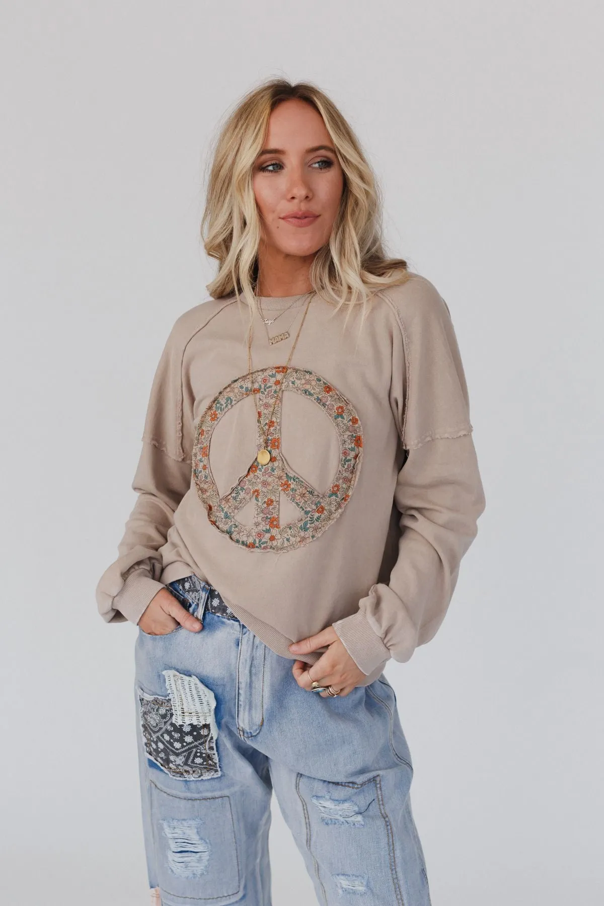 Jenny Floral Peace Sign Pullover Top - Mocha