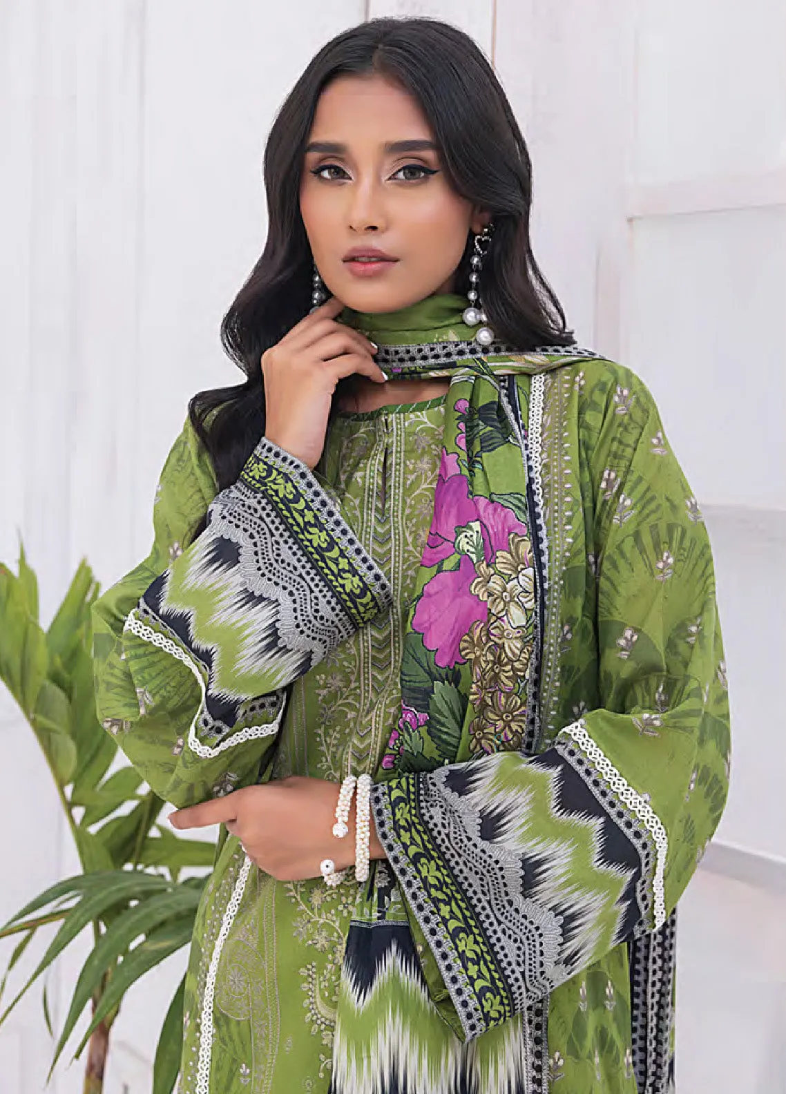 Mirha By MTC A Project of LSM Lakhany Printed Lawn 3 Piece Unstitched Suit MTCLSM24PL-29