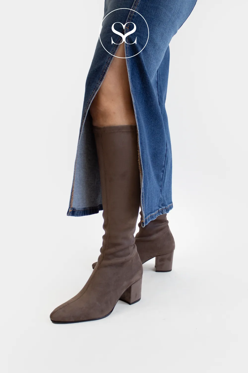 MISS ELASTIC 877746-AE TAUPE SUEDE PULL ON KNEE HIGH BOOTS