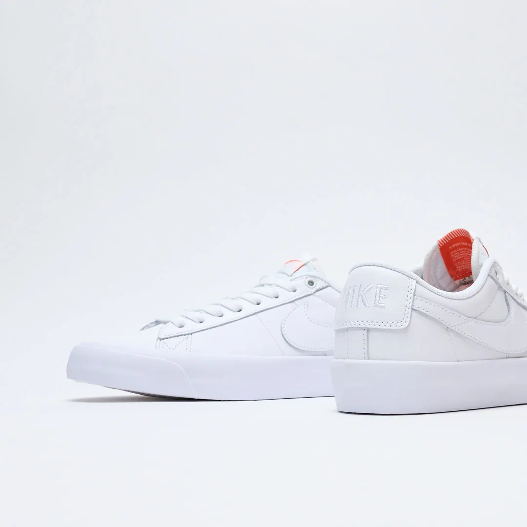 Nike SB - Zoom Blazer GT ISO (White/White/White)