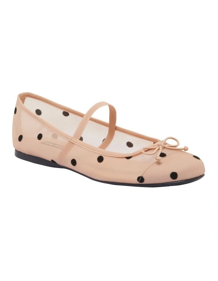 Prendy Ballet Flat in Natural