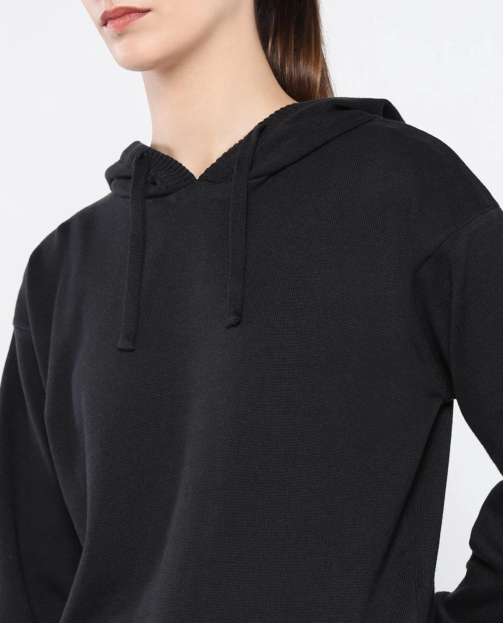 Rareism Women Finnet T Black Plain Hooded Plain Sweater