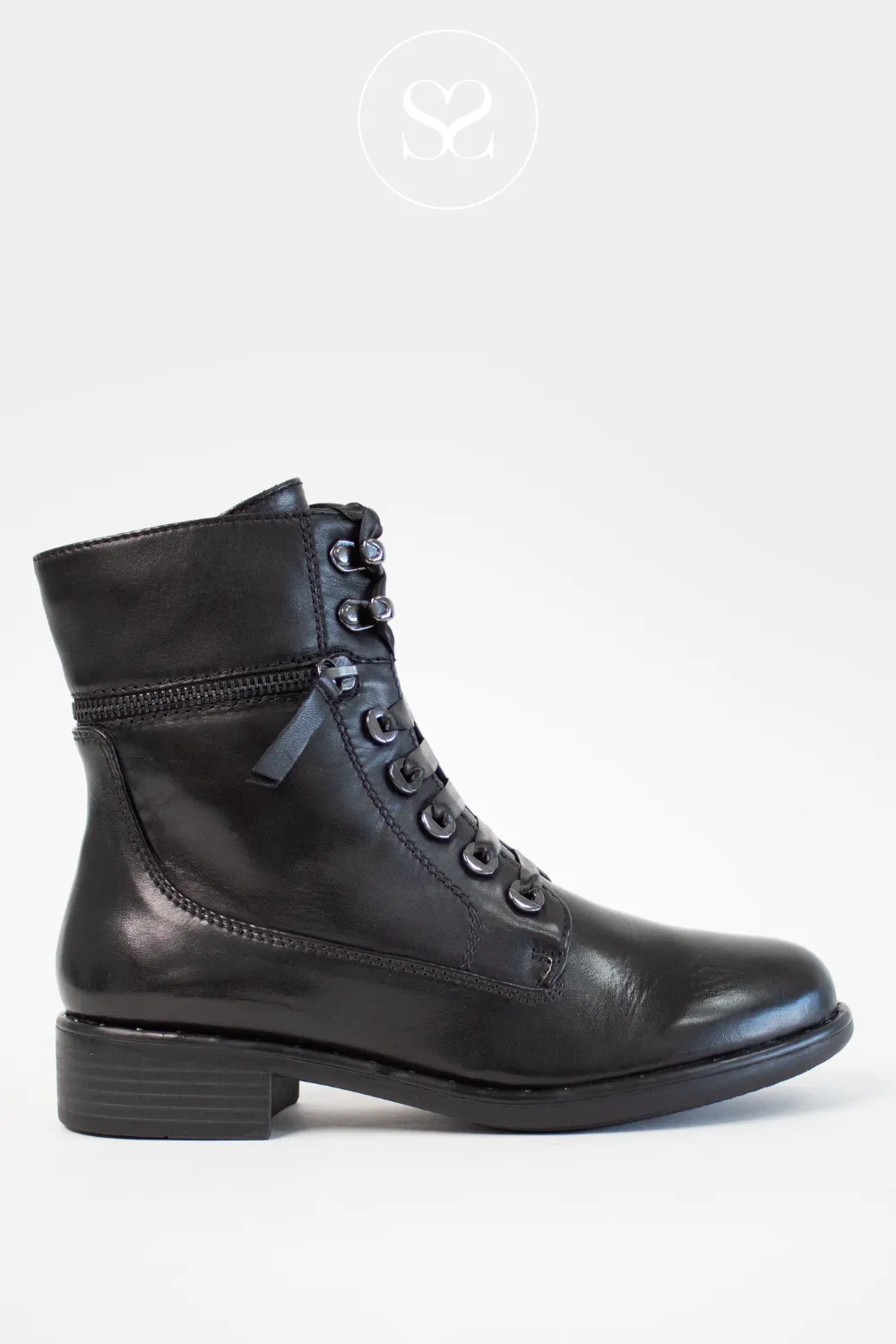 REGARDE LE CIEL ROXANA-04 BLACK CROC LEATHER ANKLE BOOTS