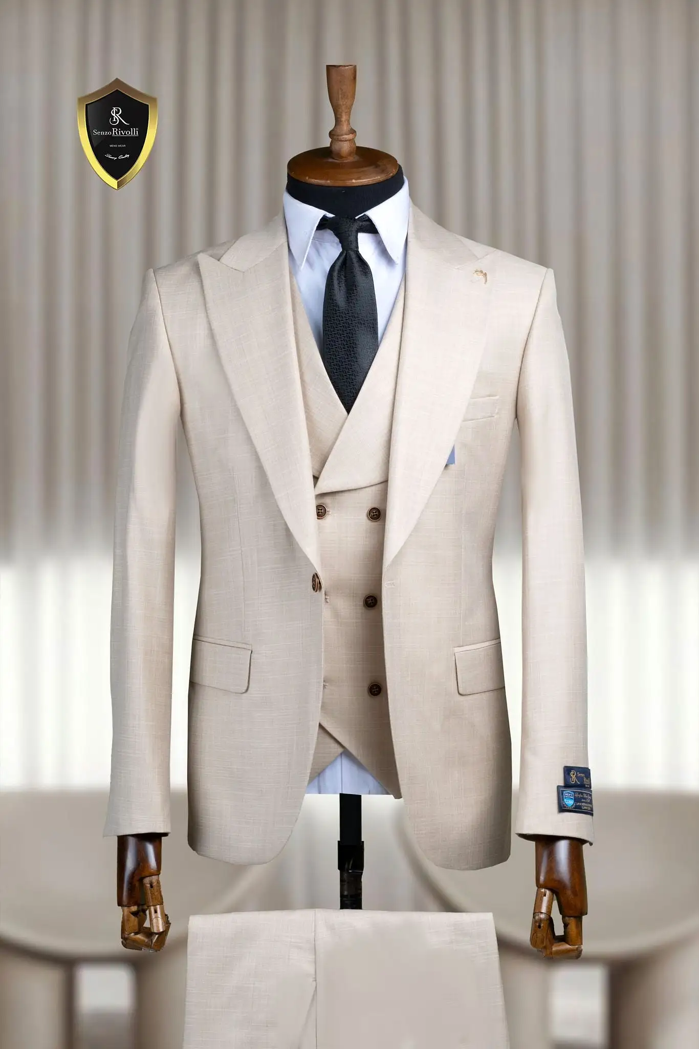 Senzo Rivolli Quality 3-Piece Suit