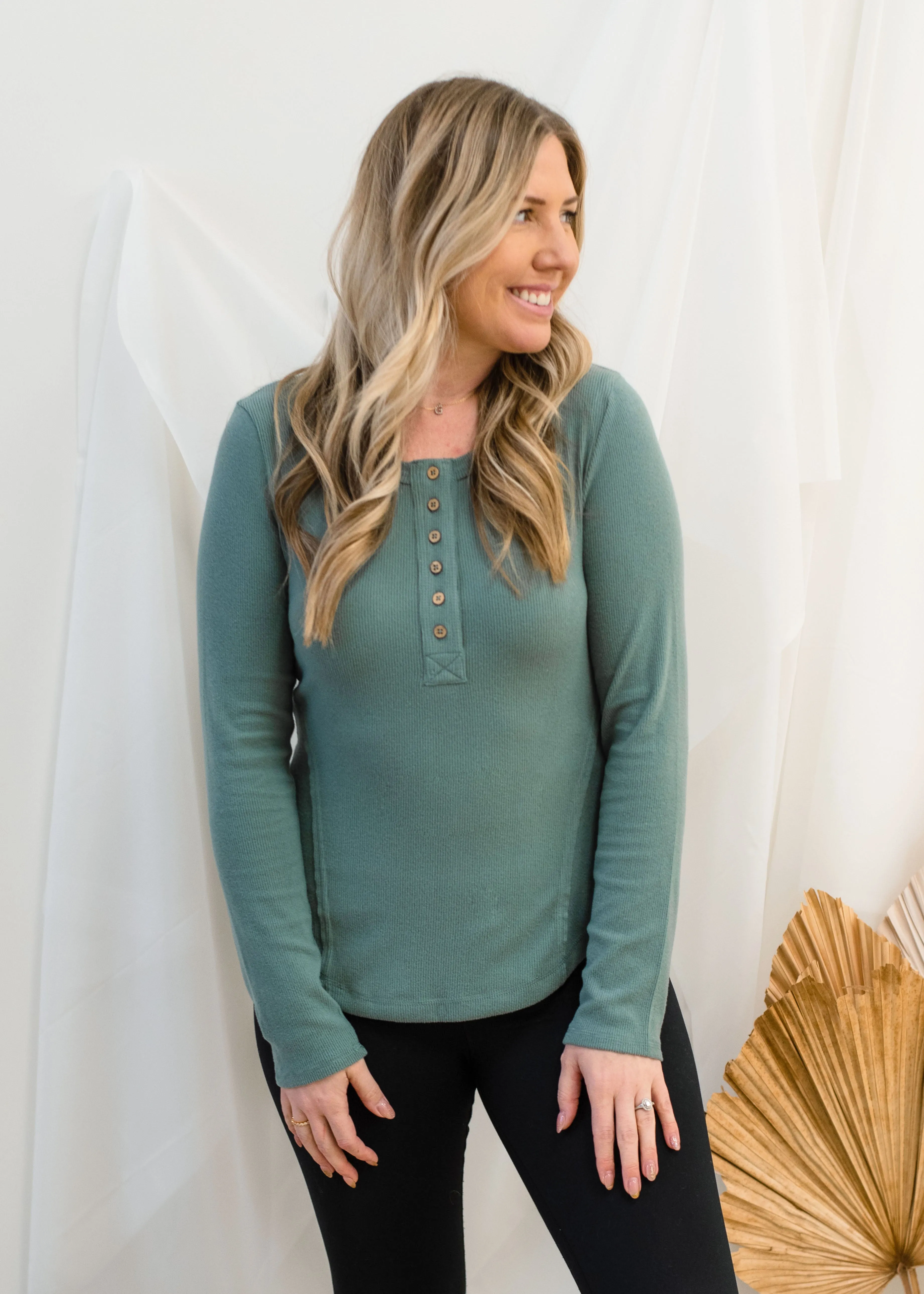 The Taylor Ribbed Long Sleeve