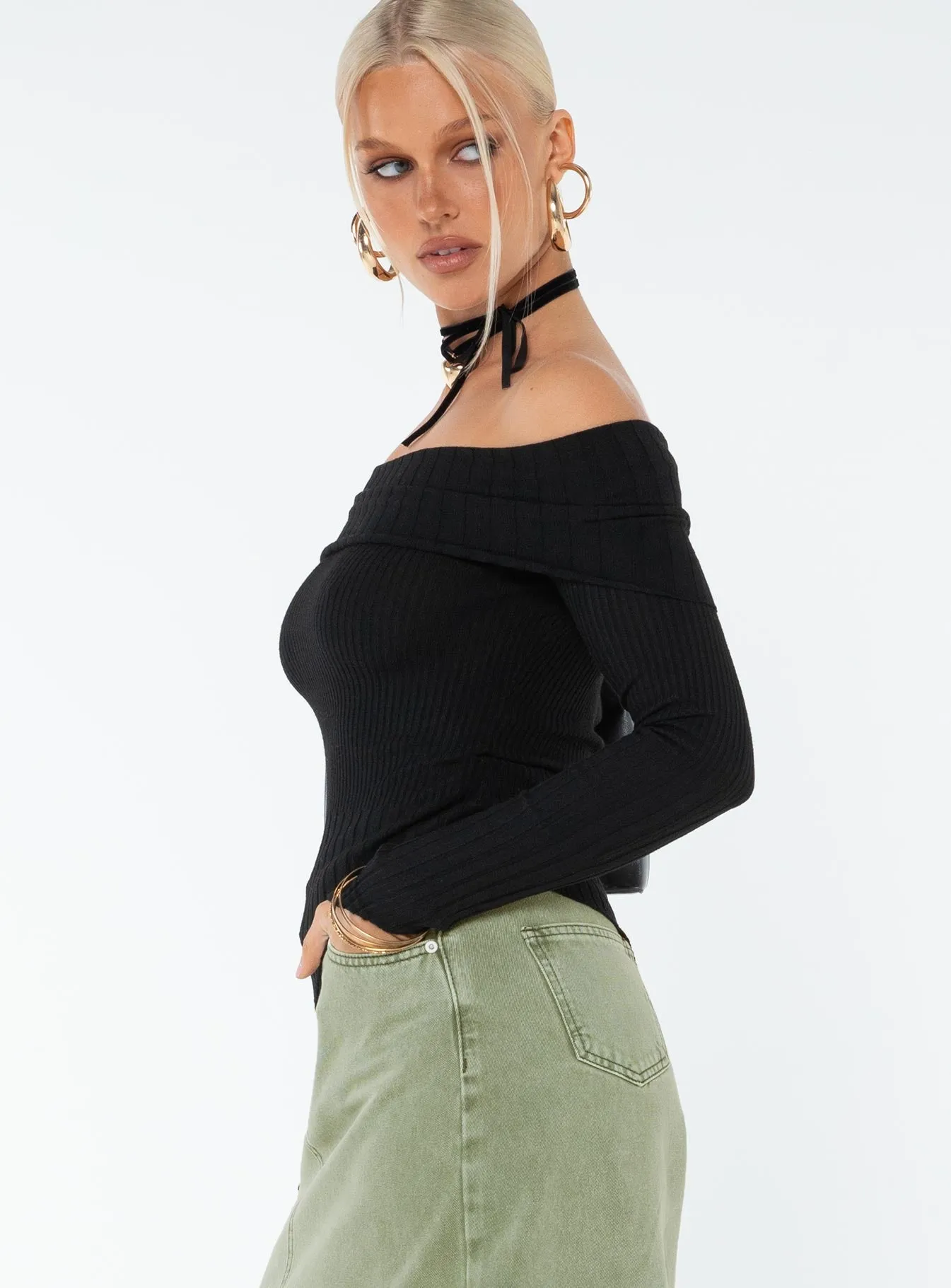 Wyandra Off The Shoulder Knit Jumper Black